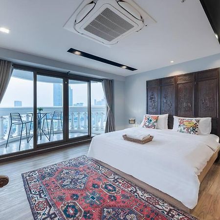 Central Bangkok, 5 Stars River View & Characteristic Decor Exterior foto