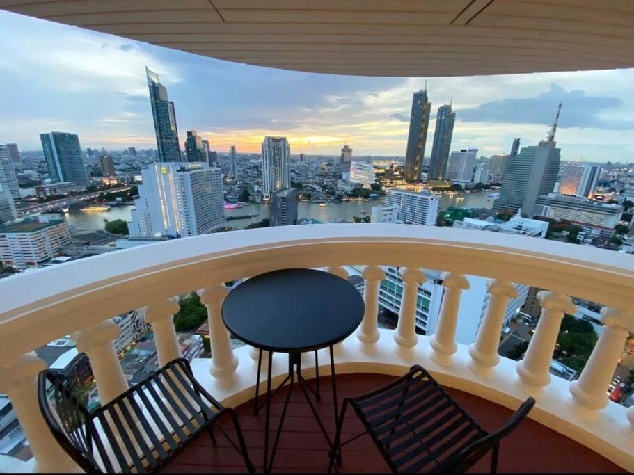 Central Bangkok, 5 Stars River View & Characteristic Decor Exterior foto