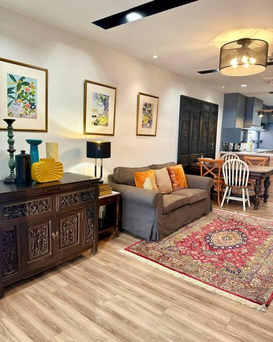 Central Bangkok, 5 Stars River View & Characteristic Decor Exterior foto